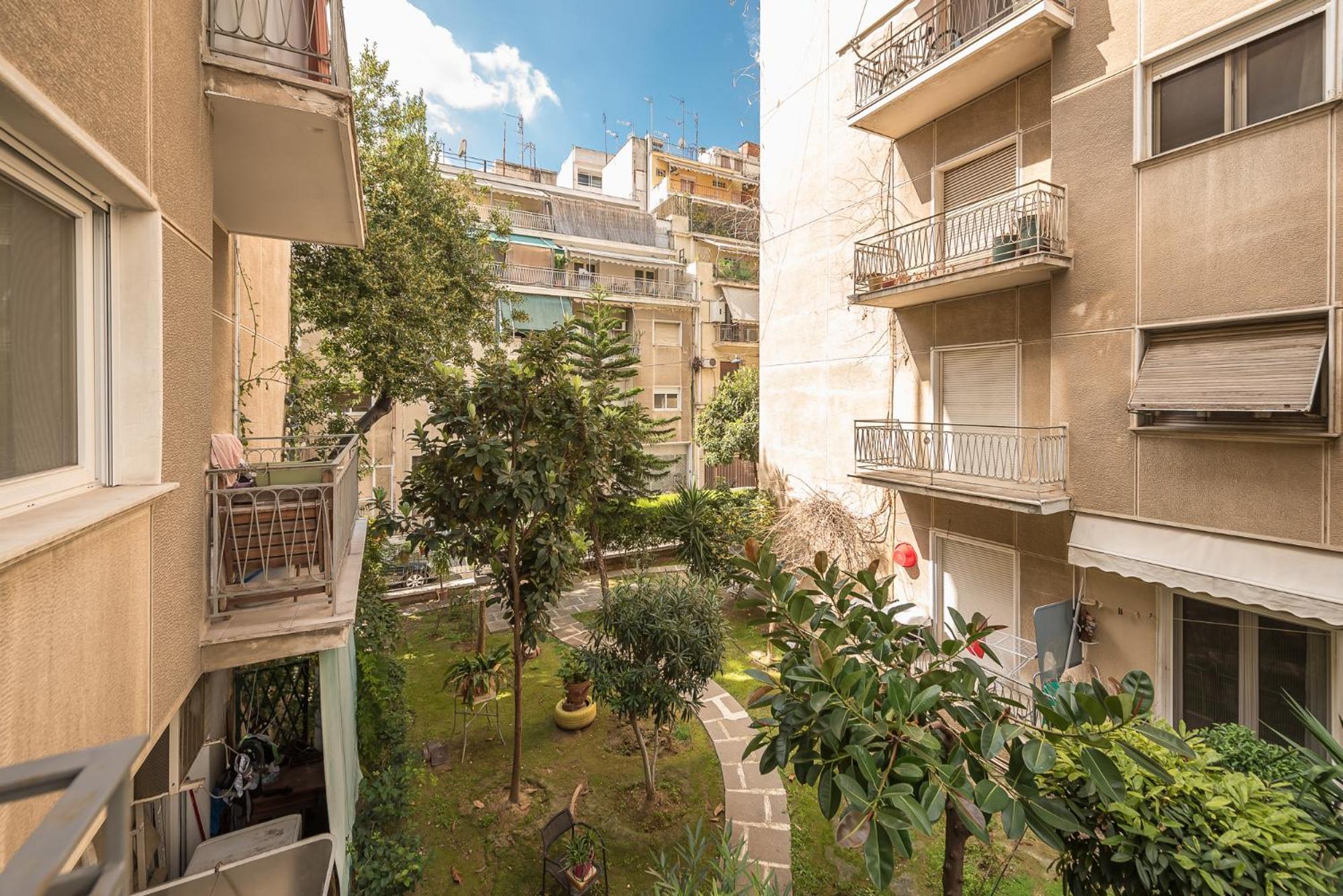 Stylish Luxury Apartment At Ampelokipi Metro Station Athen Eksteriør bilde